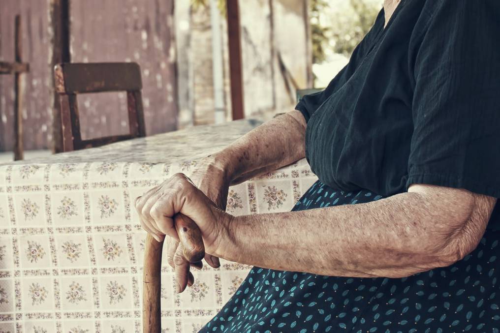 Una mujer de 90 años murió luego de haber sido abusada sexualmente en el interior de su vivienda. El sospechoso sería un vecino suyo que actualmente está prófugo. Foto: Gentileza.